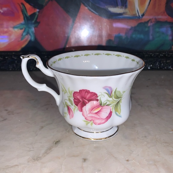 Royal Albert bone china - Picture 2 of 6